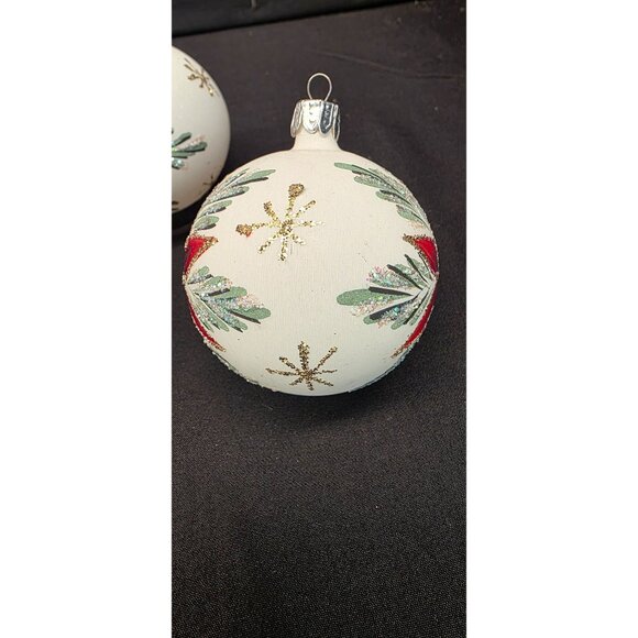 Vintage Christmas Classics Commodore Hand Decorated Poinsettia Glass Ornaments - Picture 9 of 13